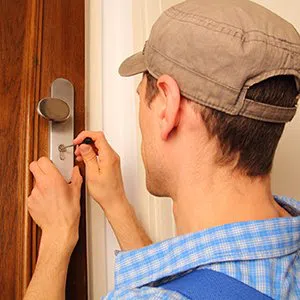 Manassas Locksmith Service Manassas, VA 703-270-6006 - 17a-lock-opening