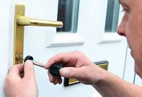 Manassas Locksmith Service Manassas, VA 703-270-6006 - 5a-Locksmiths-Service